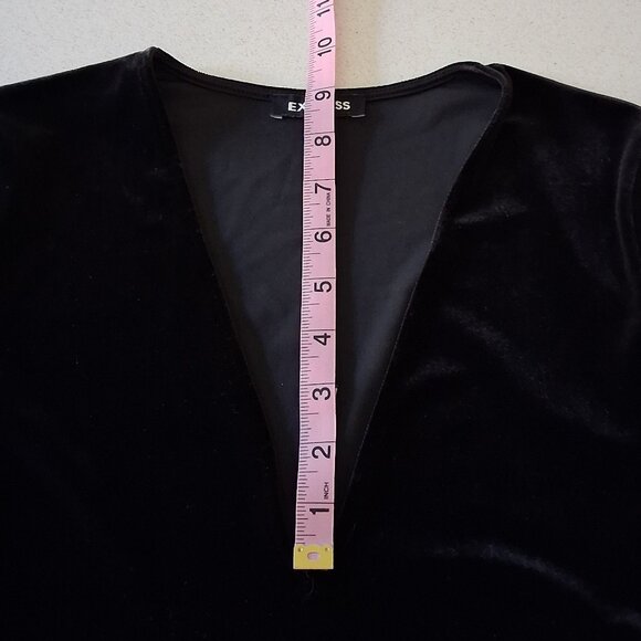 EXPRESS Long Sleeve Black Velvet Bodysuit Women's Size XS - Picture 12 of 16